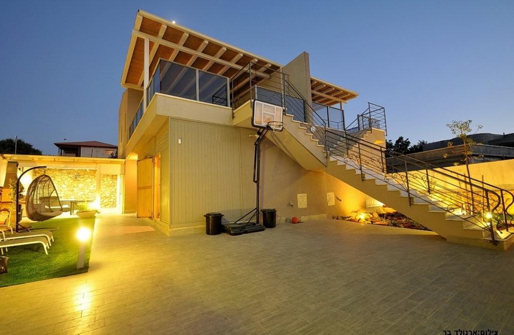 Between Sunrise And Sunset Suites Ya'ara Bagian luar foto
