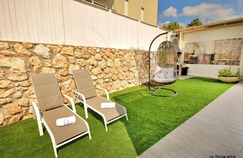 Between Sunrise And Sunset Suites Ya'ara Bagian luar foto