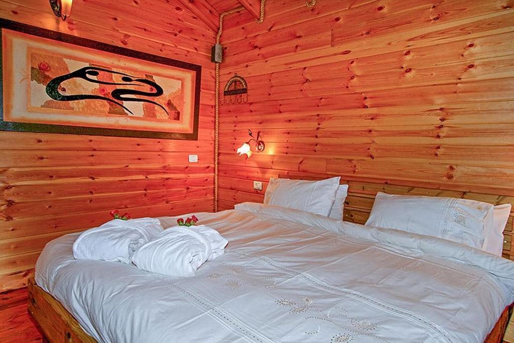 Between Sunrise And Sunset Suites Ya'ara Bagian luar foto