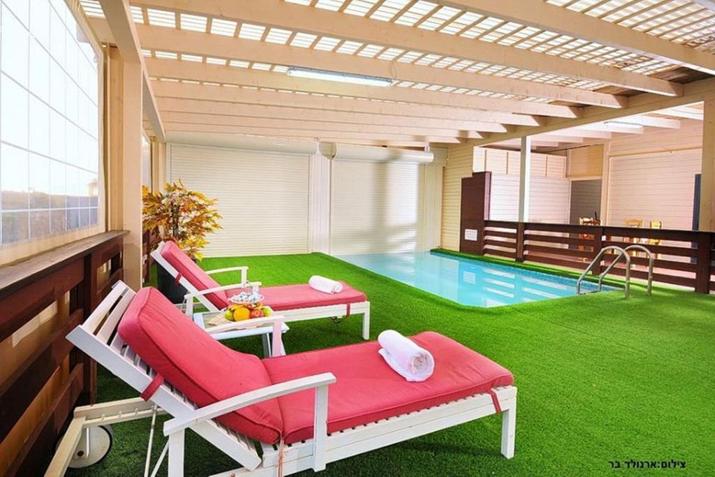 Between Sunrise And Sunset Suites Ya'ara Bagian luar foto