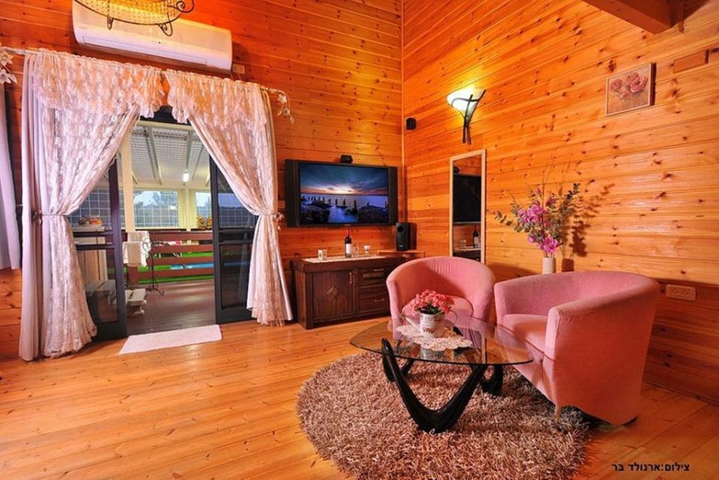 Between Sunrise And Sunset Suites Ya'ara Bagian luar foto